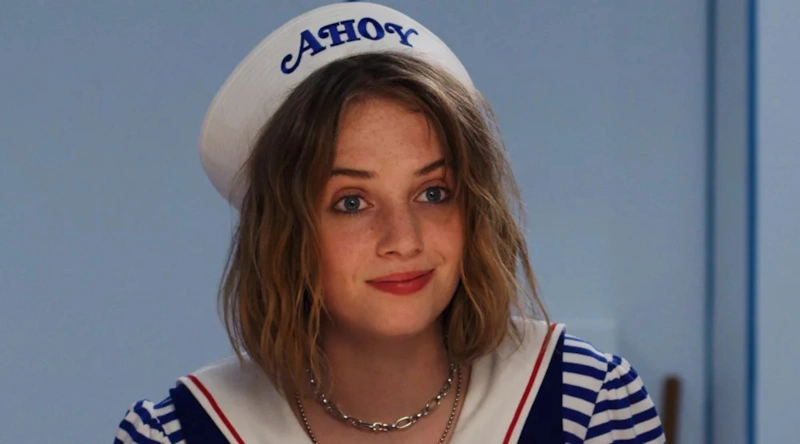 Майя Хоук в сериале «Очень странные дела»