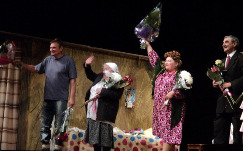 Аркадий Коваль в спектакле «Любовь не картошка»