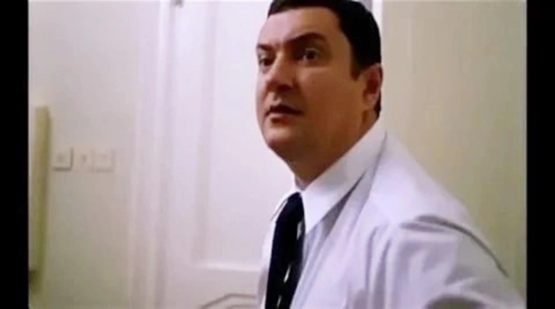 Олег Комаров в фильме «Брат 2» Олег Комаров в фильме «Брат 2»