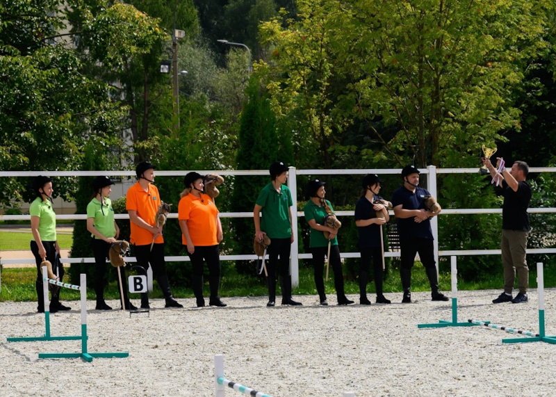 Участники шоу «Школа» на телеканале «Пятница!»