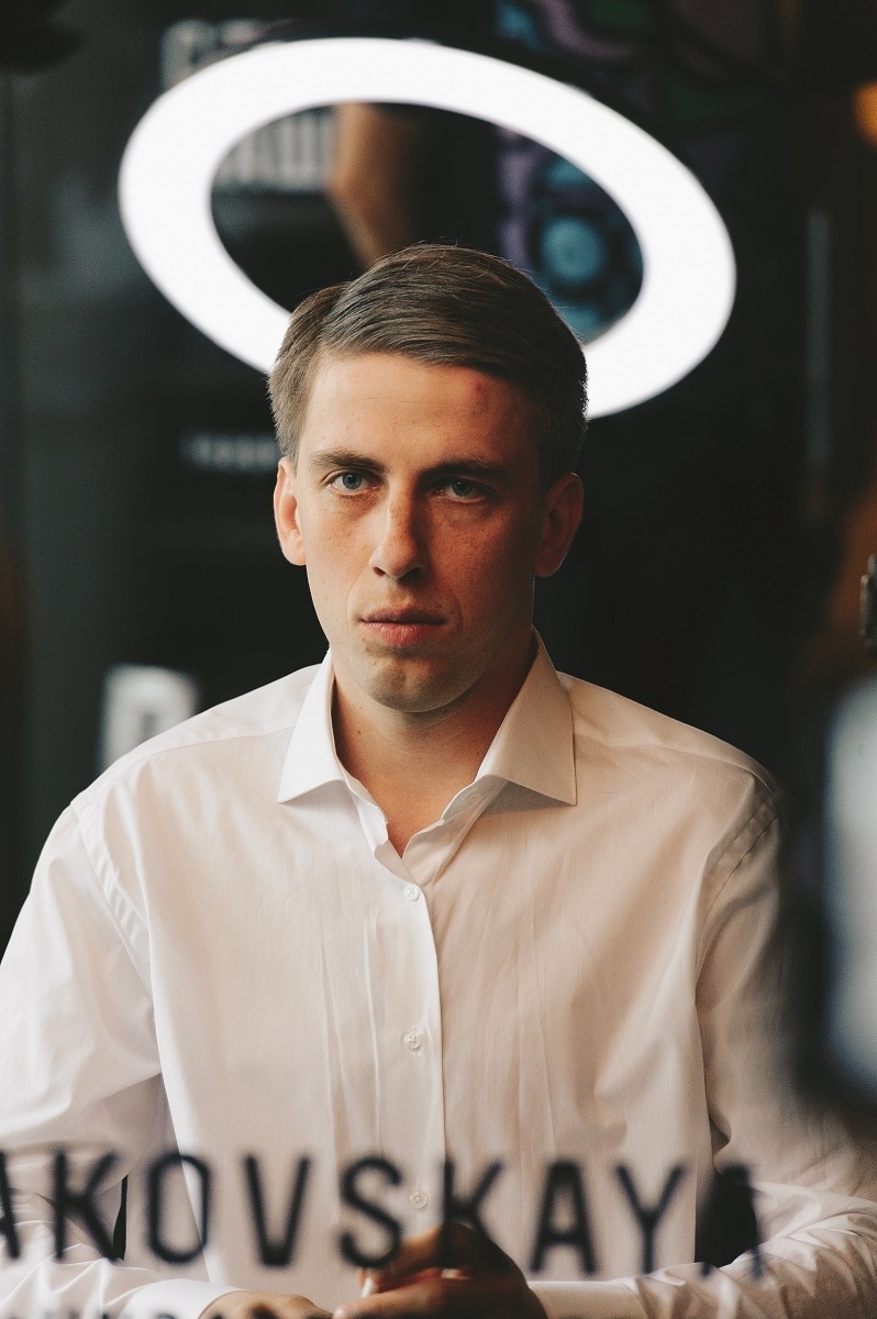 Кадр из фильма «Глубже!» режиссера Михаила Сегала