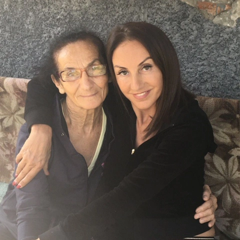 Афина с мамой