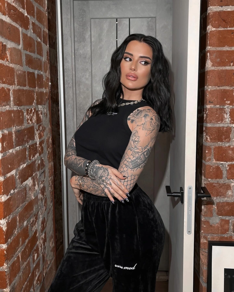 Татуировки Карины Аракелян 