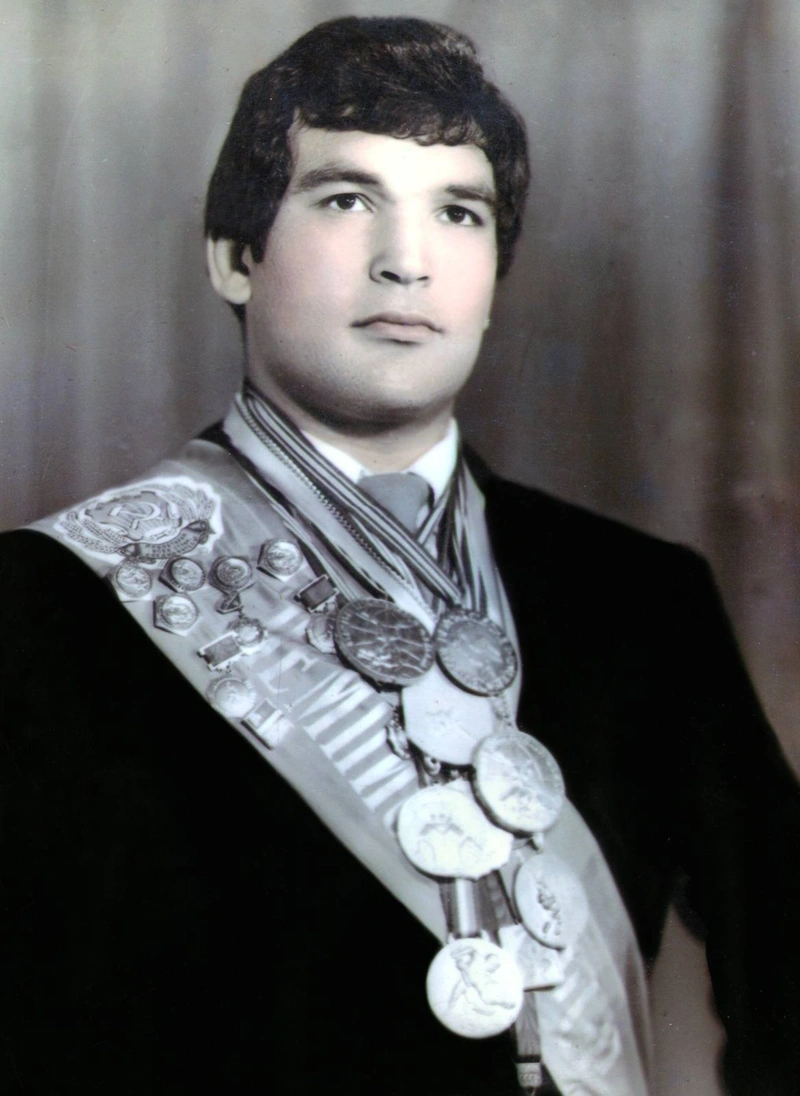 Салман Хасимиков в молодости