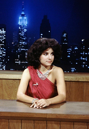 Джулия Луи-Дрейфус в молодости