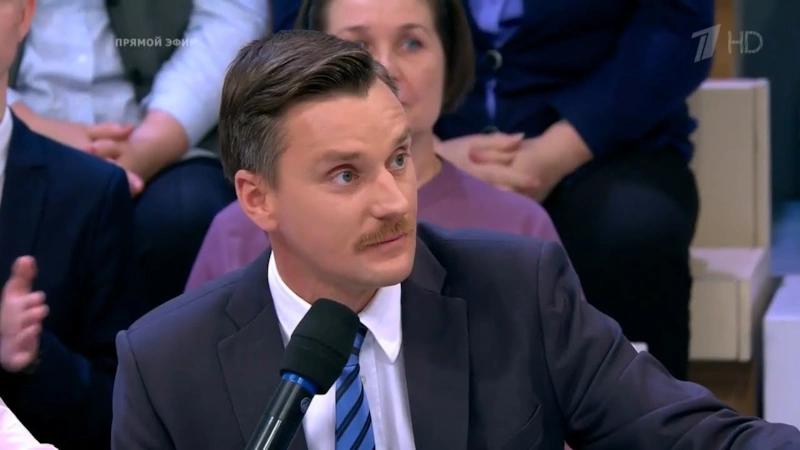 Якуб Корейба с усами