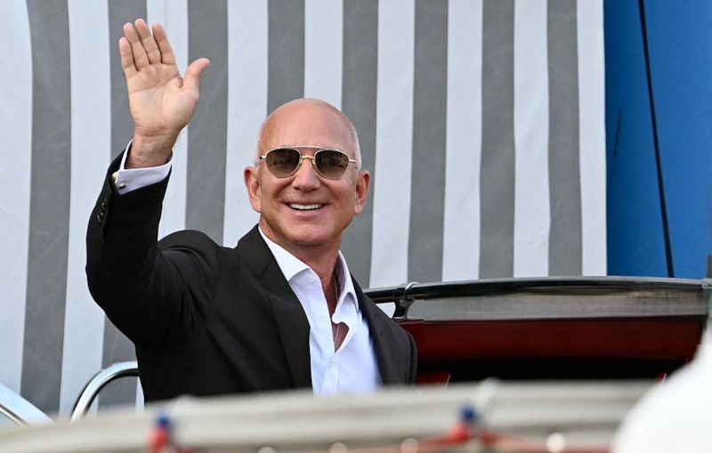 Джефф Безос отмечает бракосочетание с Лорен Санчес в Венеции