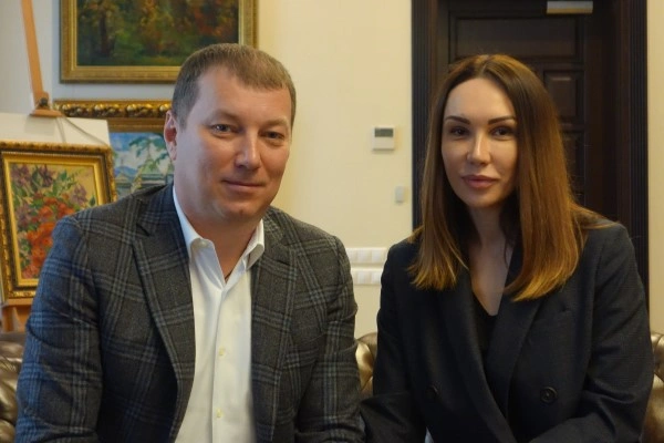 Роберт Бровди с женой