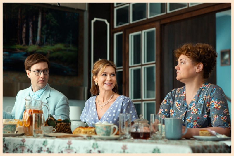 Кадр из сериала «Ивановы-Ивановы»