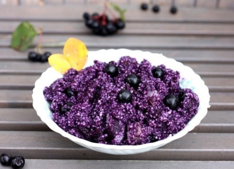 Необычное сочетание: кускус с аронией и ананасом