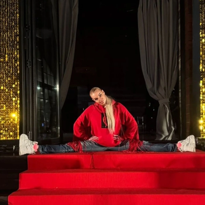 Анастасия Волочкова, участница шоу «Погоня»