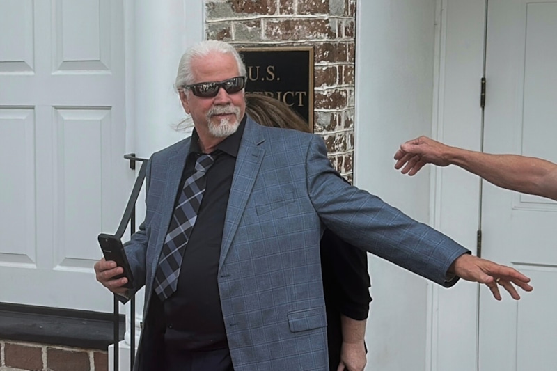 Звезду «Короля тигров» упрятали в тюрьму за торговлю животными