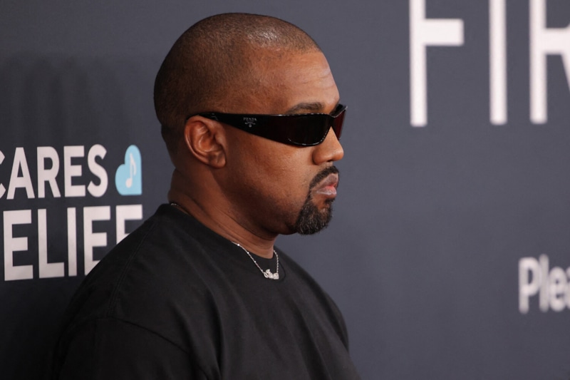 Канье Уэст выбесил зрителей на концерте в Китае Канье Уэст выбесил зрителей на концерте в Китае