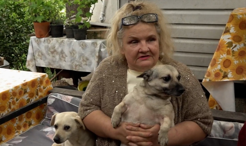Татьяна Назарова выживает на пенсию 10 тысяч вместе с 23 питомцами