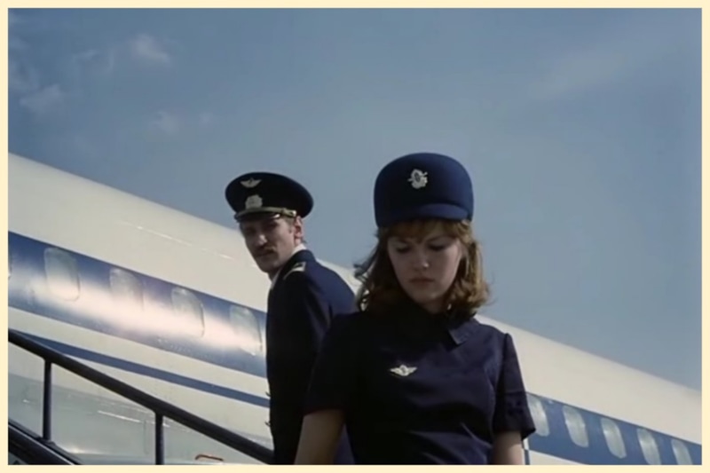 Кадр из фильма «Экипаж»