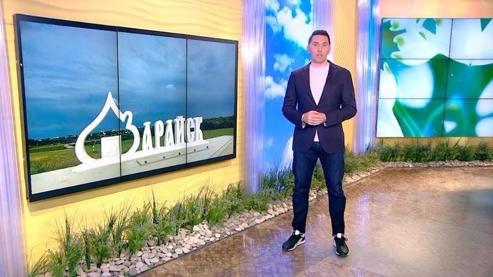 Ведущий утреннего шоу «Утро России» Ведущий утреннего шоу «Утро России»