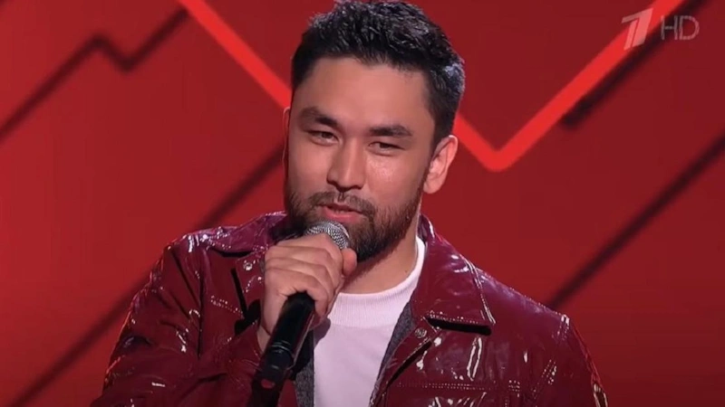 Ернар Садирбаев в шоу «Голос» Ернар Садирбаев в шоу «Голос»