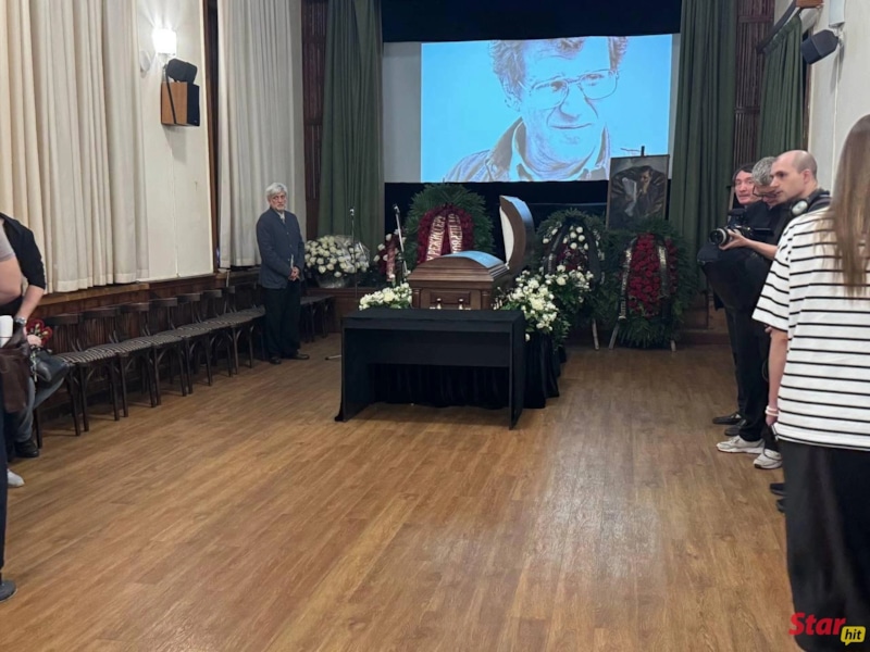 В Москве началось прощание с режиссером Александром Миттой