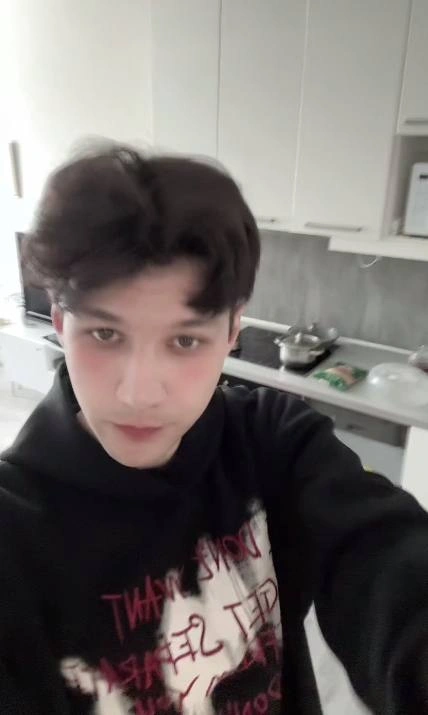 Российский музыкант greyrock (Григорий Ковалев)