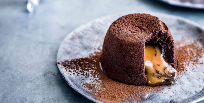 Истинное наслаждение: карамель внутри кекса