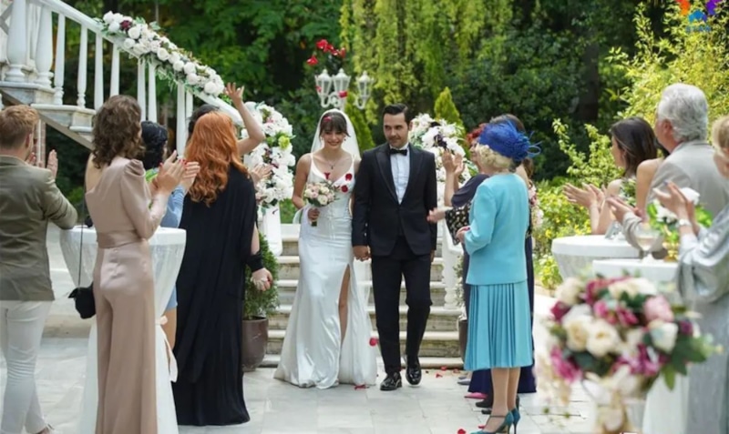 Кадр из сериала «Столетнее чудо»