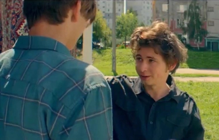 Аскар Нигамедзянов в сериале «Мир! Дружба! Жвачка!» Аскар Нигамедзянов в сериале «Мир! Дружба! Жвачка!»