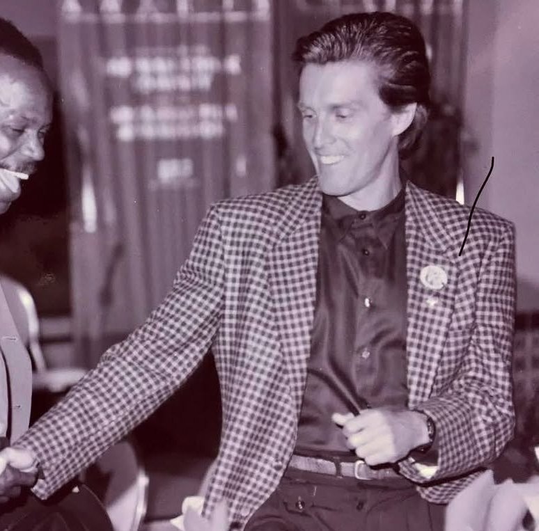 Джон Гловер в молодости