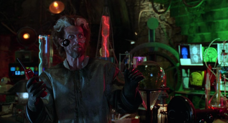 Джон Гловер в фильме «Бэтмен и Робин»