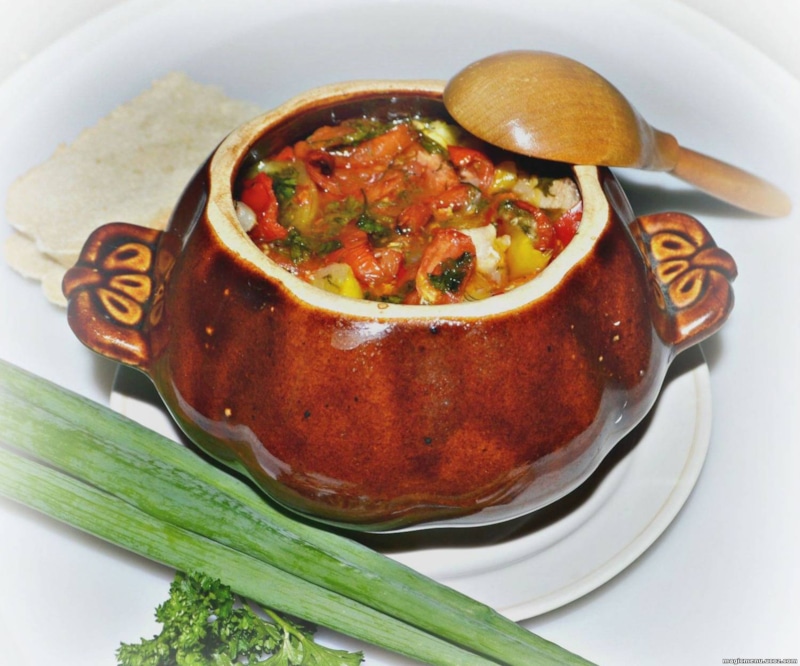 Свинина в маринаде: горшочек чудес