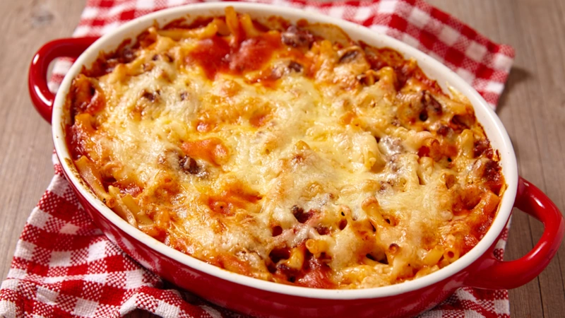 Макаронная запеканка: удовольствие с моцареллой и вялеными томатами