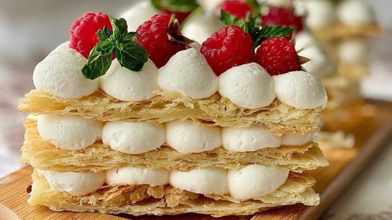 Французская классика: мильфей с кремом Французская классика: мильфей с кремом