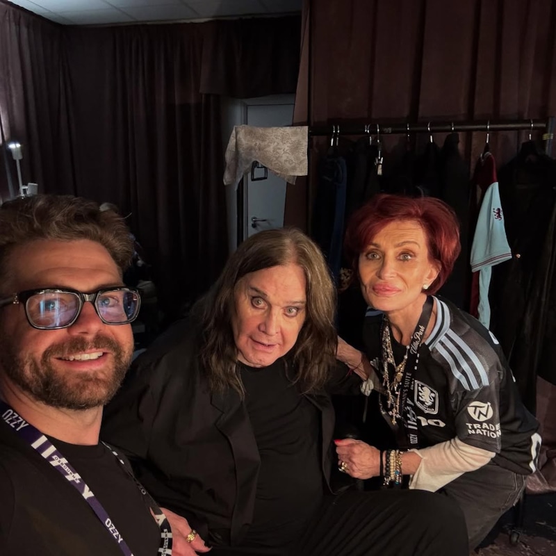 Джек Осборн с отцом Оззи Осборном и мамой Шэрон Осборн Джек Осборн с отцом Оззи Осборном и мамой Шэрон Осборн