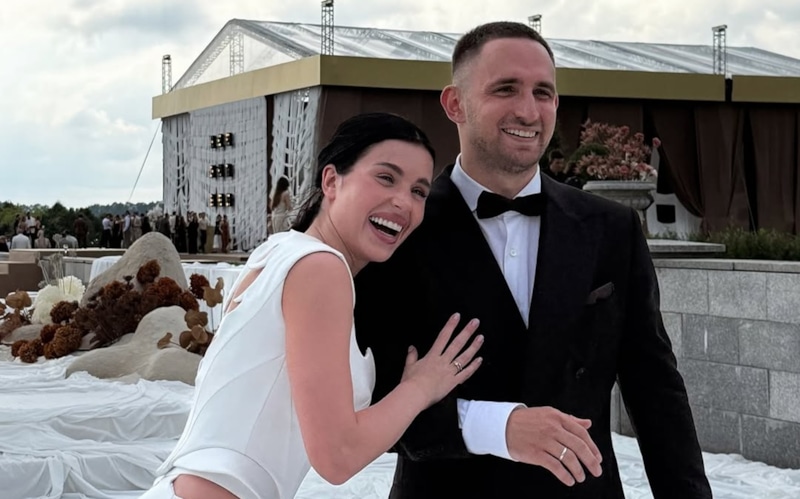 Миша Литвин заявил, что женился на звезде шоу «Холостяк»