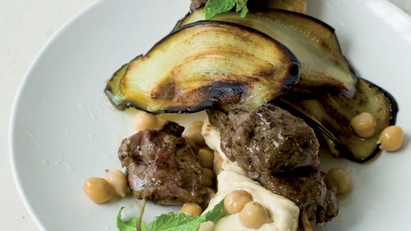 Слоеная закуска: баранина и брынза