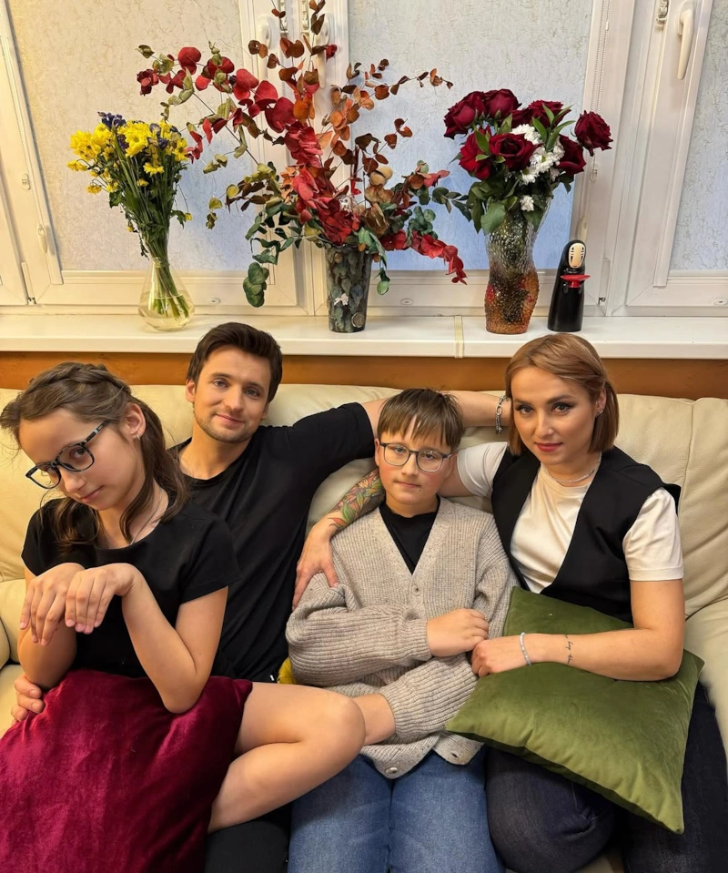 Виктория Колдун с мужем и детьми