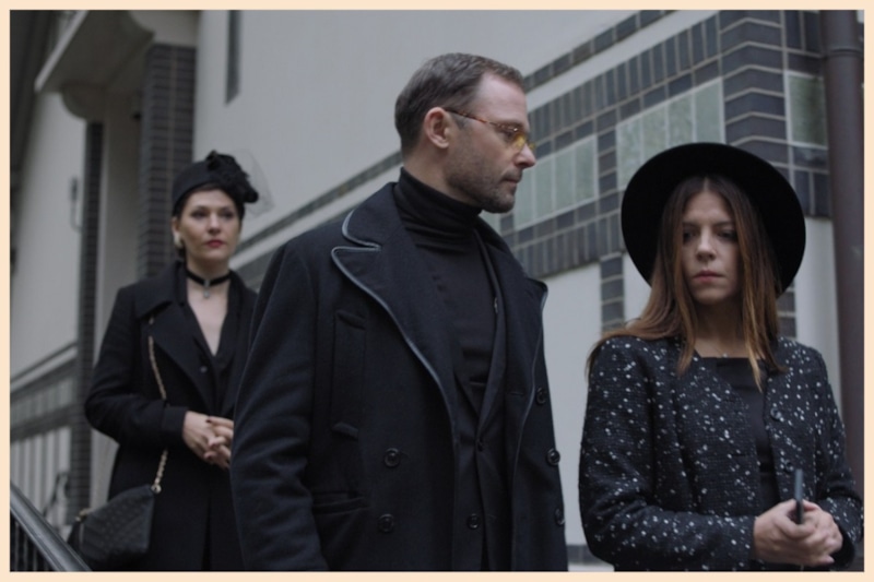 Кадр из сериала «Сжигая за собой мосты» Кадр из сериала «Сжигая за собой мосты»