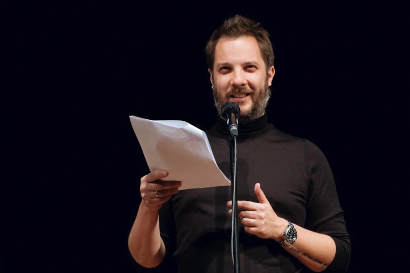 Александр Цыпкин снимает фильм про искусственный интеллект, заменивший жену