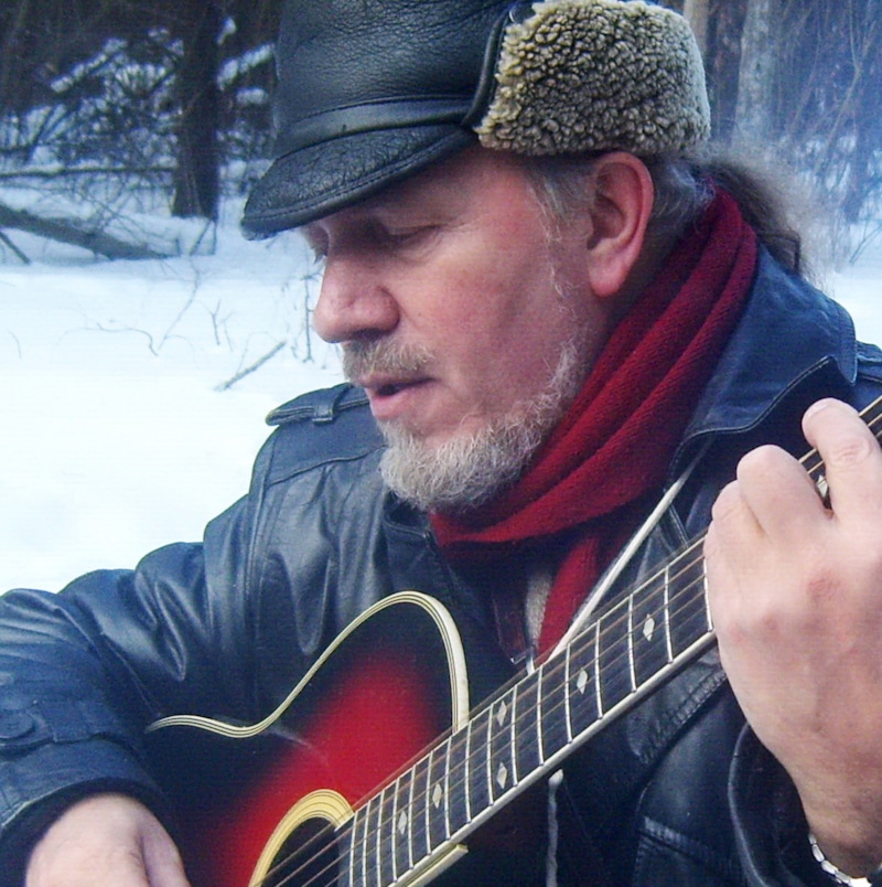 Вокалист трио «Меридиан» Николай Сметанин