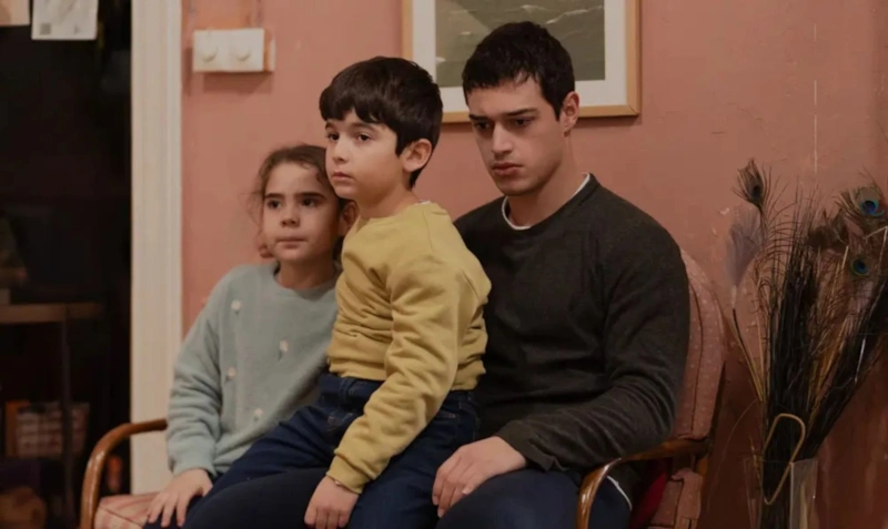 Кадр из сериала «Беззащитные»