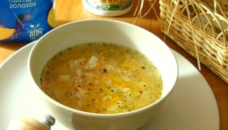 Суп с тунцом и пшеном: быстро, вкусно, сытно