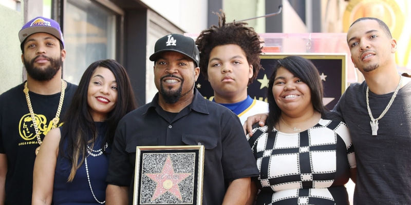 Айс Кьюб с детьми