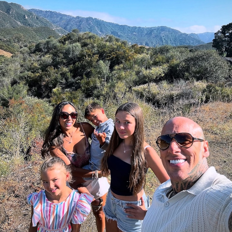 Мартин Форд с женой и детьми Мартин Форд с женой и детьми