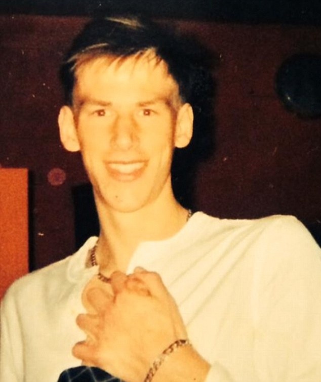 Мартин Форд в молодости Мартин Форд в молодости