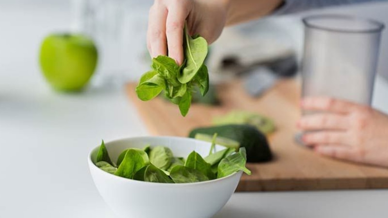 Дефицит магния: шпинат и семена