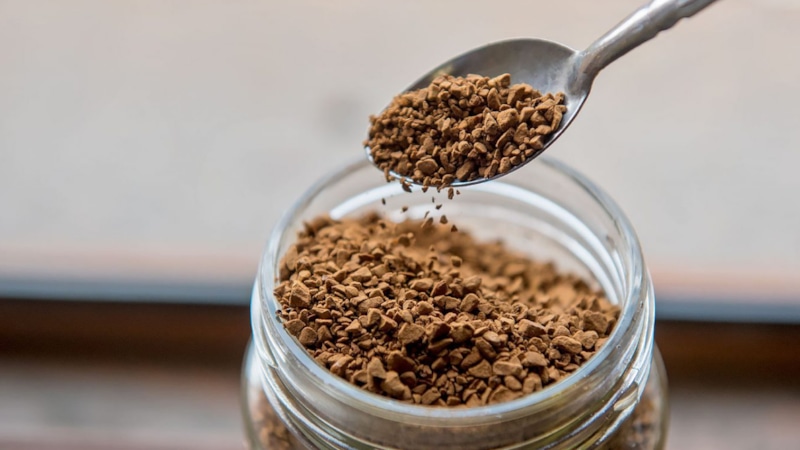 Растворимый кофе: удобно, но спорно