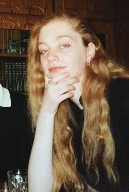 Елизавета Осетинская с длинными волосами