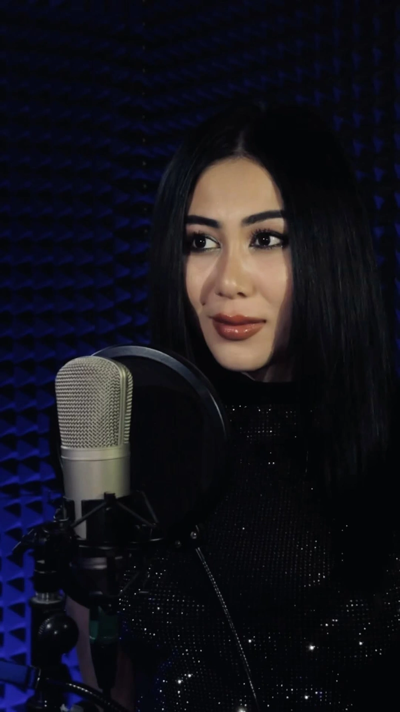 Узбекская певица Зебои Жахон