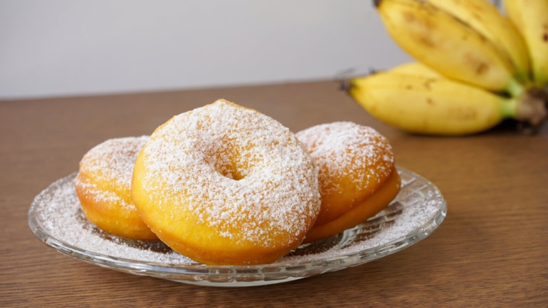 Банановые пончики с кускусом: золотистые и аппетитные