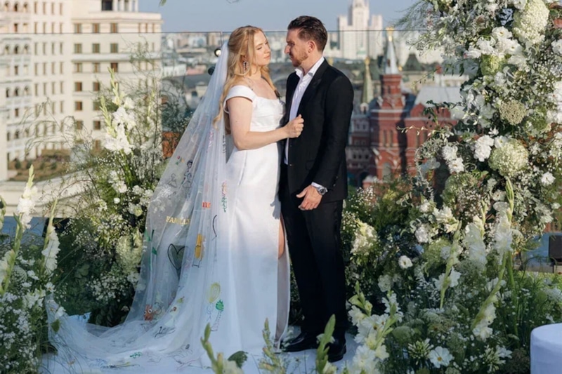 Денис Кукояка решил построить дом с виноградником за 1,5 млрд рублей