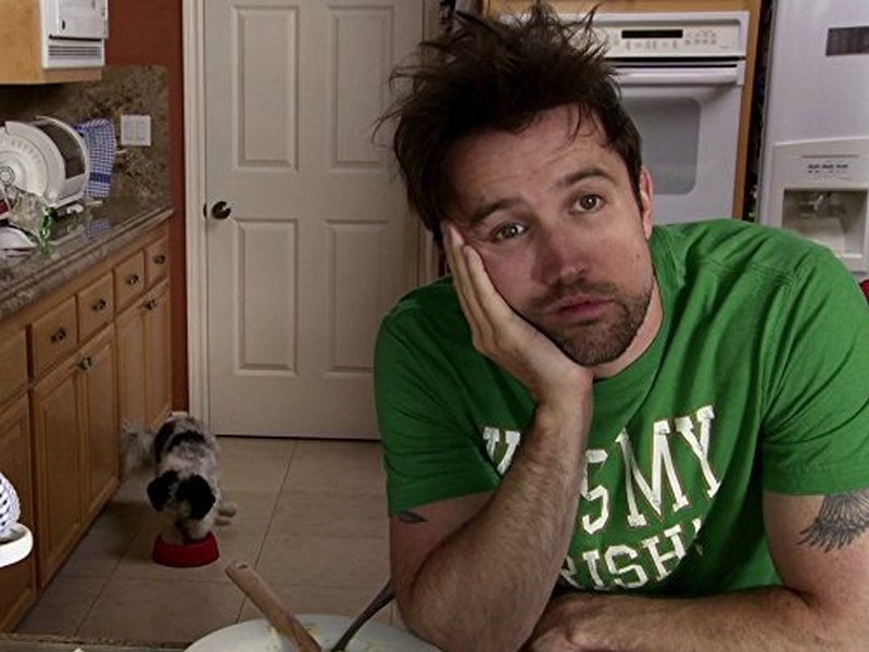 Роб Макэлхенни в роли Мака в сериале «В Филадельфии всегда солнечно» Роб Макэлхенни в роли Мака в сериале «В Филадельфии всегда солнечно»